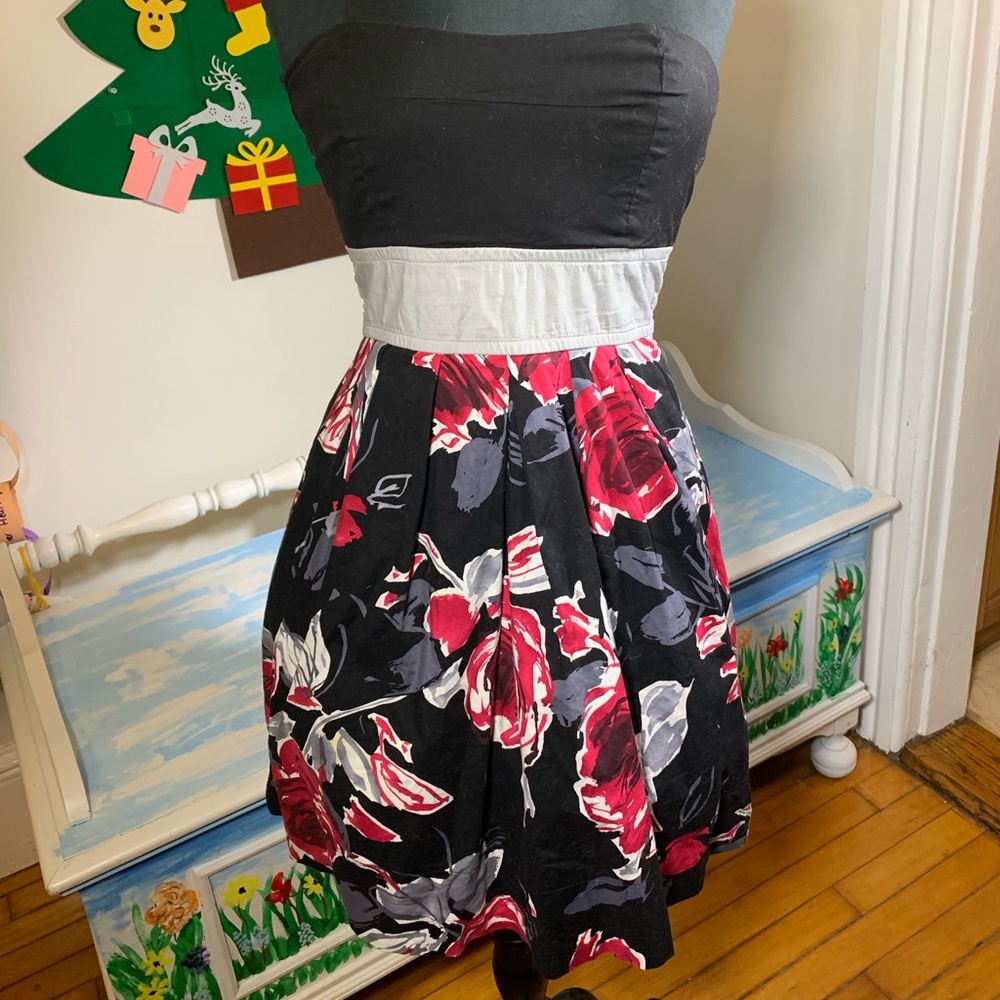 Ruby Rox Flower Strapless Dress - Picture 2 of 6